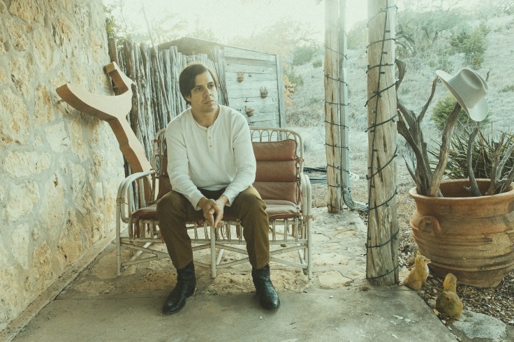 Evan Charles Premieres New Solo&nbsp;Project